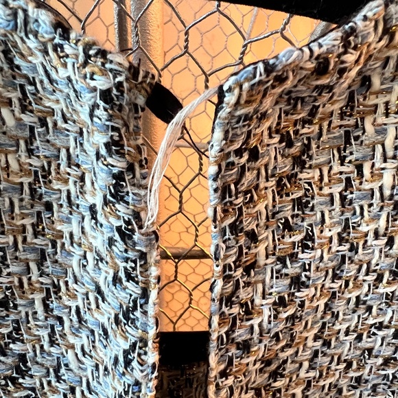 Zara Tweed Top with Pearl Buttons and Puff Sleeves - Picture 5 of 5